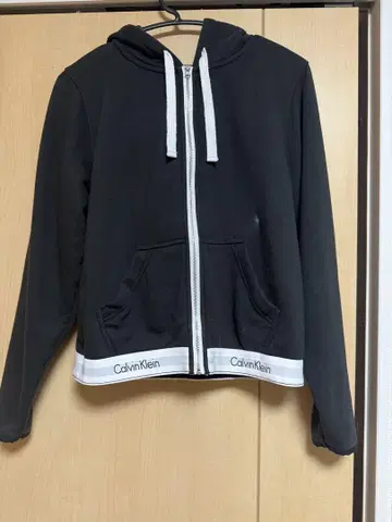 Calvin Klein 블랙 셋업 상의 M 하의 S 여성용