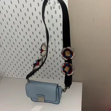 개성 있는 숄더백 플라워백