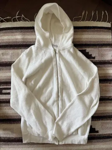 RESONATE GOODENOUGH 리조네이트굿이너프 지퍼 후드티