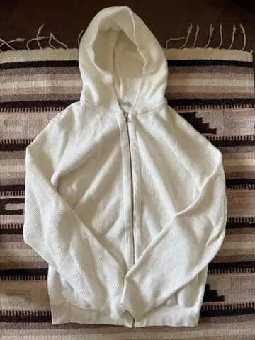 RESONATE GOODENOUGH 리조네이트굿이너프 지퍼 후드티