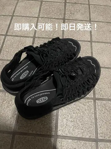 KEEN 블랙 샌들 24.5cm