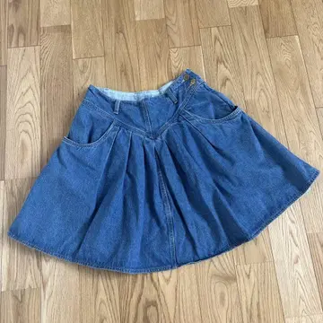 70s 80s 플레어 턱 데님 스커트 빈티지