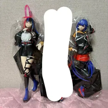 카미츠바키시 건설 중 라운드 원 한정판 피규어 2체 세트