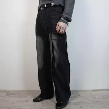블랙 스트레이트 데님 페이드 가공
