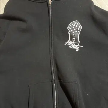 Hnas undy 블랙 후드 부착 후드티