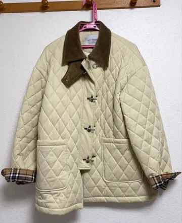 VEGA CHANG 퀼팅 자켓 크림