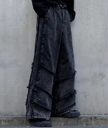 cussil 루즈 실루엣 프린지 사이드 지퍼 디자인 와이드 플레어 팬츠