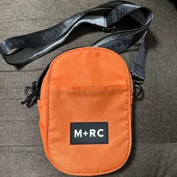 M+RC 오렌지 숄더백