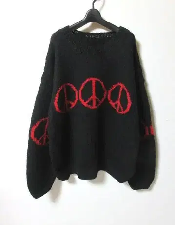 MacMahon Knitting Mills Line Peace 니트 블랙