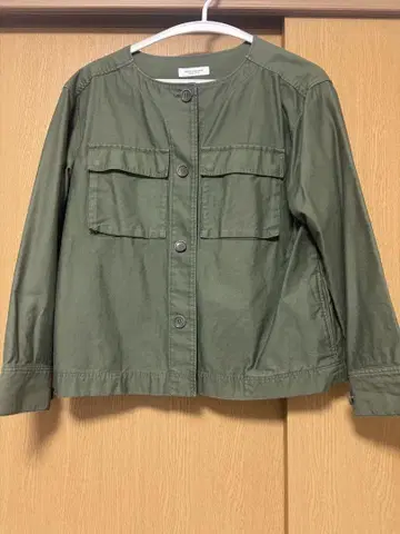 SPICK AND SPAN 노카라 자켓 올리브 그린