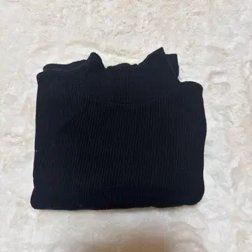 GYDA 블랙 리브 니트 짧은 원피스