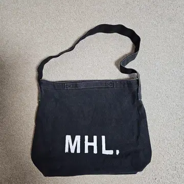 MHL. 숄더백