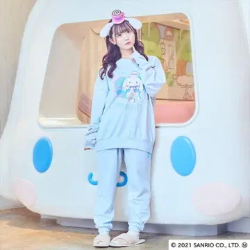 산리오 x 빌레반 맨투맨 (상하의 세트) 시나모롤