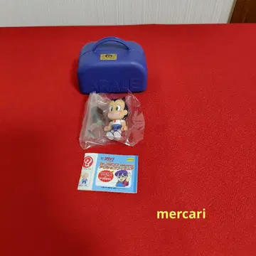 Dr. 슬럼프 아라레짱 액션 피규어 오보차만