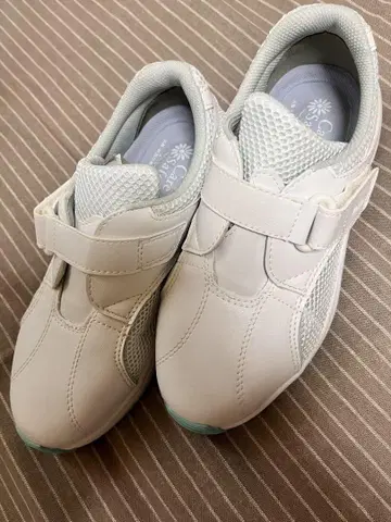 미도리 안전 간호화 23.0cm 새상품