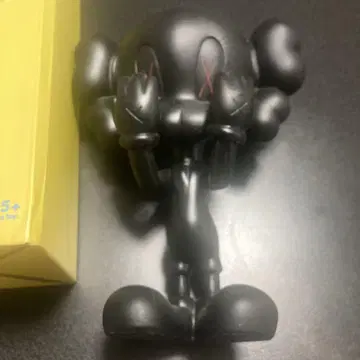 Kaws Tweety 피규어 블랙
