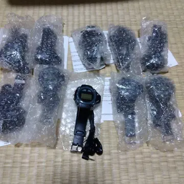 라디오 부착 손목시계 금요일까지