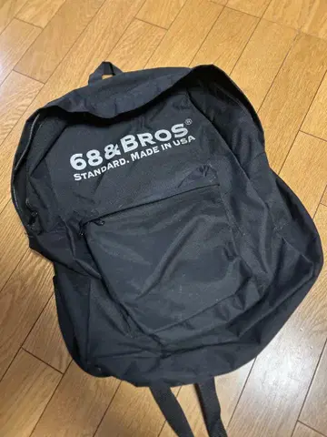 68&BROS 블랙 백팩