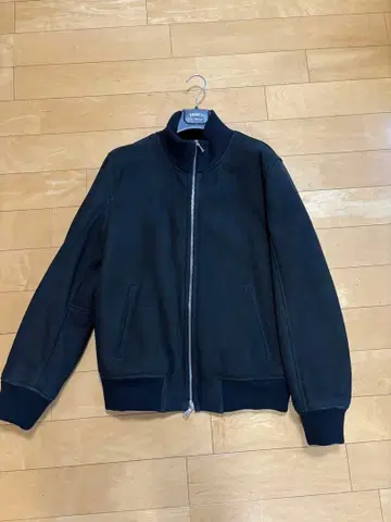 엠메티 알만도 무스탕 자켓