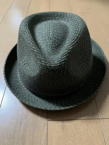 베일리 햇 다크 그린