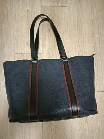 하자품이라 초특가 Paul Smith 네이비 가죽 토트백