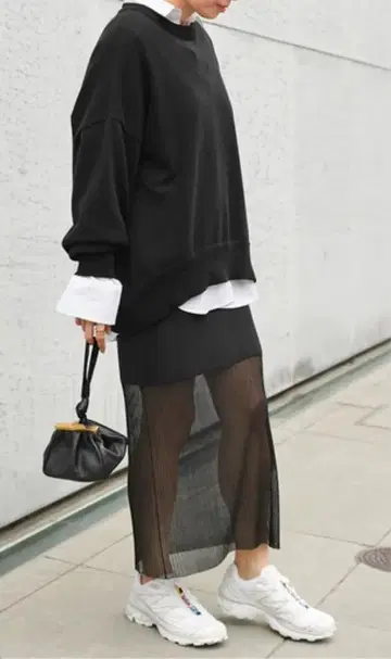 EVERYDAY I LIKE. Silk Sheer 타이트 스커트