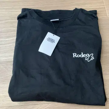 Rodeo crowns 플라워 블라썸 T셔츠