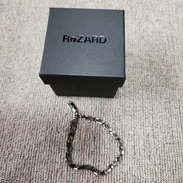 ReZARD 리자드 블랙 팔찌 S 사이즈