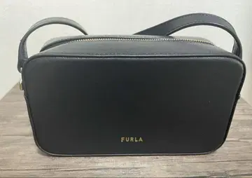 FURLA 블랙 가죽 숄더백