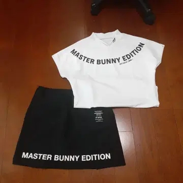 새상품급 MASTER BUNNY 여성용 골프 모크넥 & 스커트 세트 0