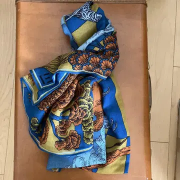 INOUI EDITIONS 이누이 에디션 스톨 애니멀 무늬 대형