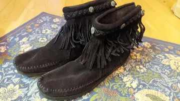MINNETONKA 블랙 모카신 8