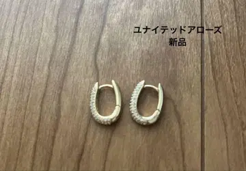 새상품 유나이티드 애로우즈 OVAL/PAVE 귀걸이 파베 귀걸이
