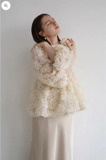 택 포함 새상품급 flower peplum blouse acka