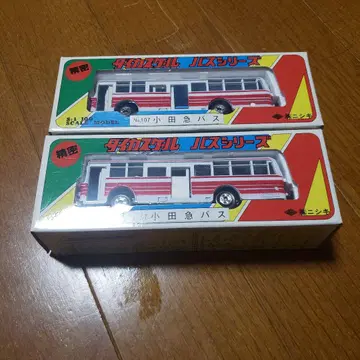 오다큐 버스 다이캐스트 스케일 버스 1/100 2대 세트