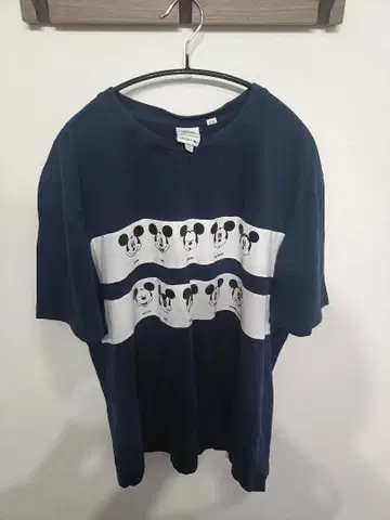 미키마우스 T셔츠 네이비 반팔 라코스테