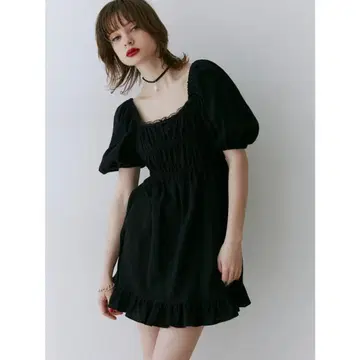 볼륨 슬리브 미니 원피스 jouetie