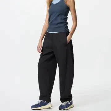 UNIQLO 드라이 맨투맨 커브 팬츠 블랙 M