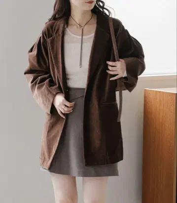 새상품급 카스타네 벨벳 자켓