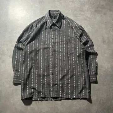 빈티지 꽃무늬 레트로 그레이 유럽풍 일본풍 패턴 디자인 셔츠