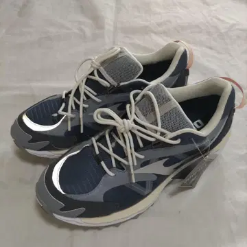 새상품 미즈노 WAVE MUJIN TL GTX 신발 27.0cm