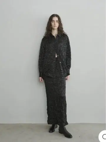 ENOF wrinkled ace long skirt