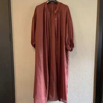 적갈색 긴팔 롱 원피스