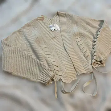 FRAY I.D 프레이 아이디 레이스업 케이블 가디건 아이보리
