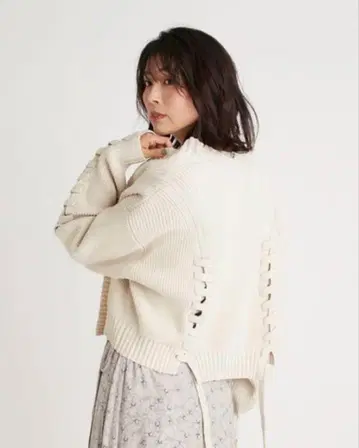 FRAY I.D 프레이 아이디 레이스업 케이블 가디건 아이보리