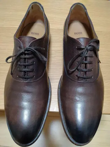 HUGO BOSS 신사 신발