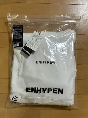 ENHYPEN 화이트 후디 M 사이즈