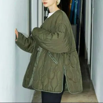 Lian 퀼팅 코트 카키