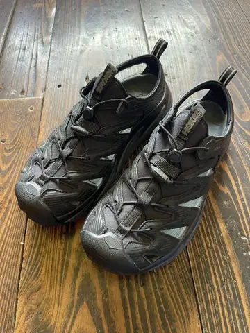 HOKA 인피니티 하이크 27.5 새상품급