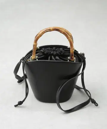 나노 유니버스 뱀부 핸들 미니 버킷백 블랙